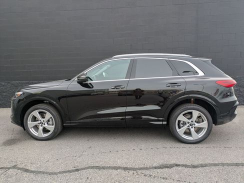 New 2025 Audi Q5 Premium Plus image 8