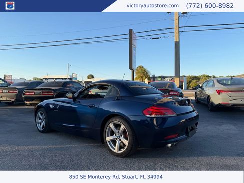 Used 2009 BMW Z4 sDrive30i image 7
