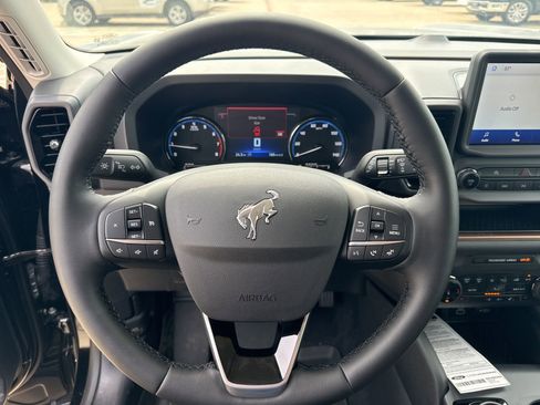 New 2024 Ford Bronco Sport Outer Banks image 13