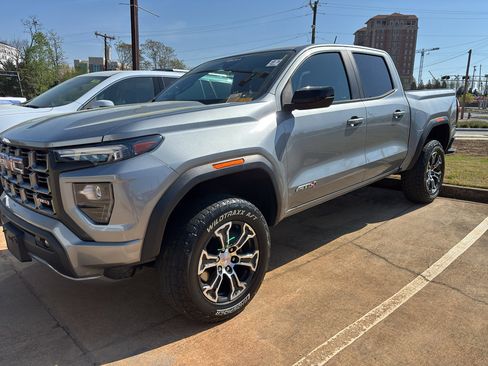 Used 2023 GMC Canyon AT4 w/ AT4 Premium Package image 3