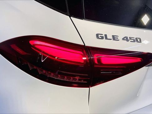 New 2026 Mercedes-Benz GLE 450 4MATIC image 5