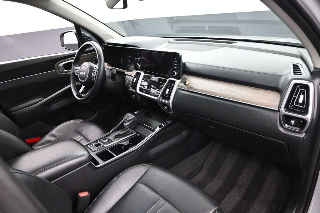 Used 2023 Kia Sorento X-Line EX AWD/4WD image 25