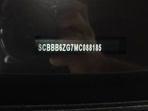 Used 2021 Bentley Flying Spur W12 image 80