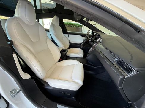 Used 2021 Tesla Model S Performance image 27