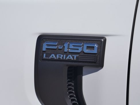 Certified 2023 Ford F150 Lariat w/ FX4 Off-Road Package AWD/4WD image 19