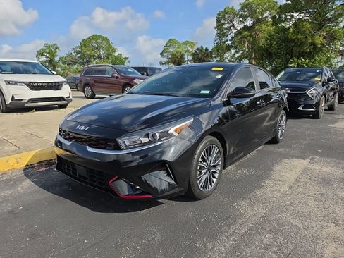 Certified 2023 Kia Forte GT-Line w/ GT-Line Technology Package FWD image 4