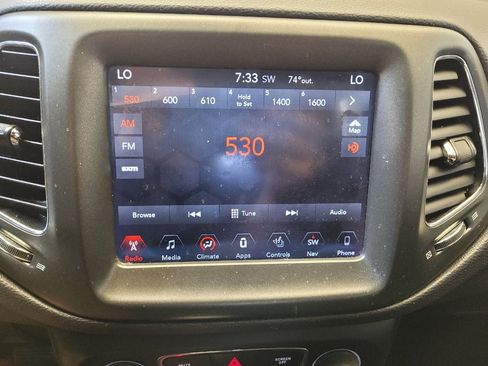 Used 2017 Jeep Compass Trailhawk w/ Navigation Group AWD/4WD image 25