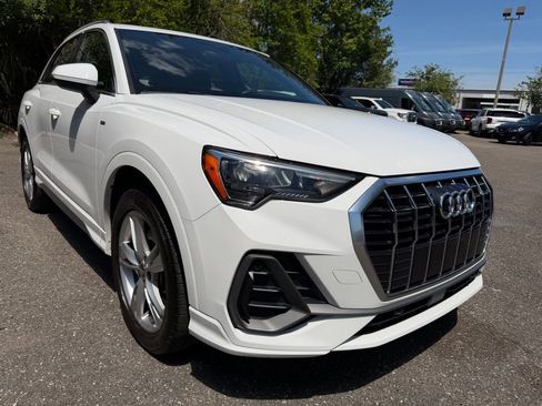 Used 2020 Audi Q3 2.0T Premium w/ Convenience Package image 4