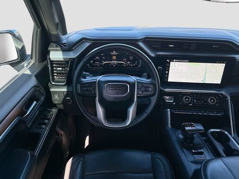 Used 2024 GMC Sierra 1500 Denali w/ Technology Package AWD/4WD image 23