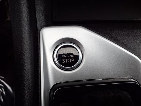 Used 2025 Nissan Altima 2.5 SV FWD image 10