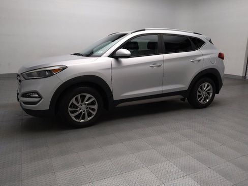 Used 2018 Hyundai Tucson SEL Plus image 2