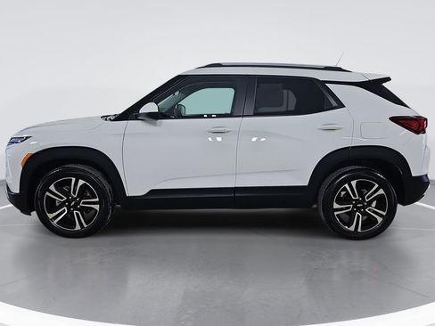 Certified 2024 Chevrolet TrailBlazer LT w/ Driver Confidence Package image 7