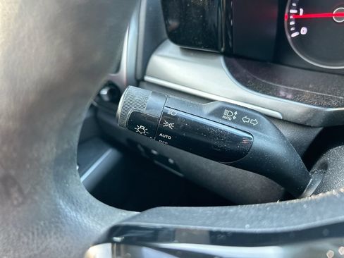 Used 2022 Kia Sorento LX FWD image 18