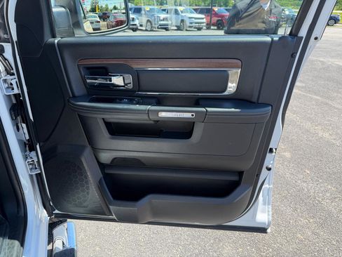 Used 2015 RAM 1500 Laramie w/ Convenience Group AWD/4WD image 20
