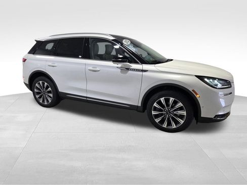 Used 2022 Lincoln Corsair Reserve w/ Equipment Group 201A AWD/4WD image 30