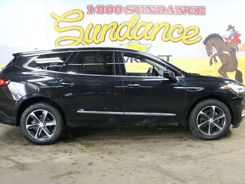 Used 2021 Buick Enclave Essence w/ Sun And Navigation Package AWD/4WD image 1