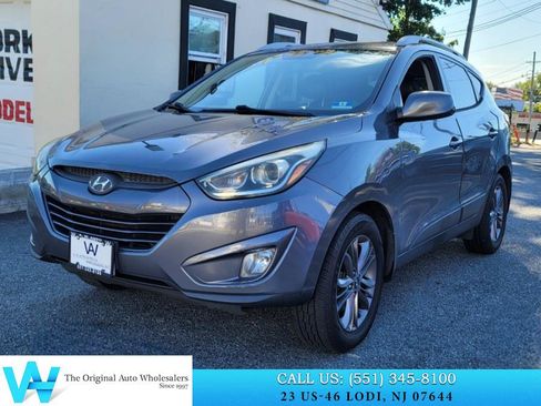 Used 2014 Hyundai Tucson SE image 3