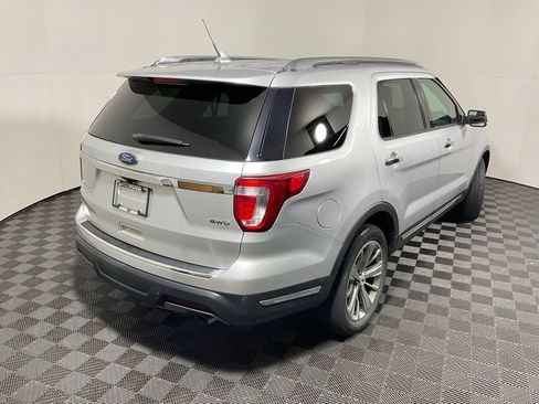 Used 2018 Ford Explorer Limited image 17