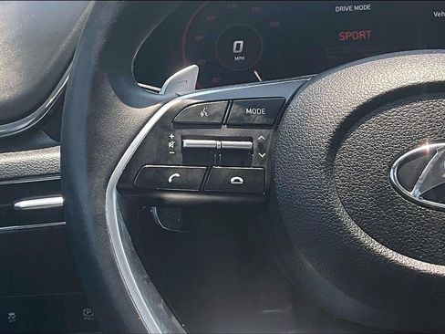 Used 2020 Hyundai Sonata Limited FWD image 11