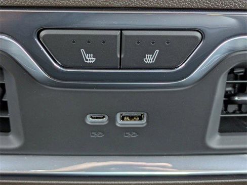 New 2025 GMC Sierra 2500 Denali w/ Denali Reserve Package image 20