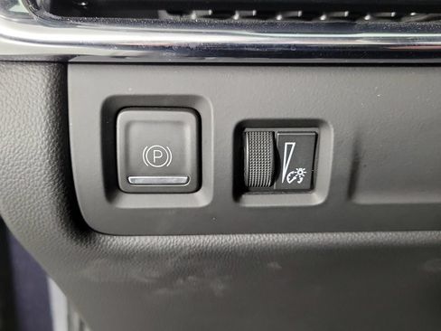 Used 2023 Cadillac XT4 Sport FWD image 30