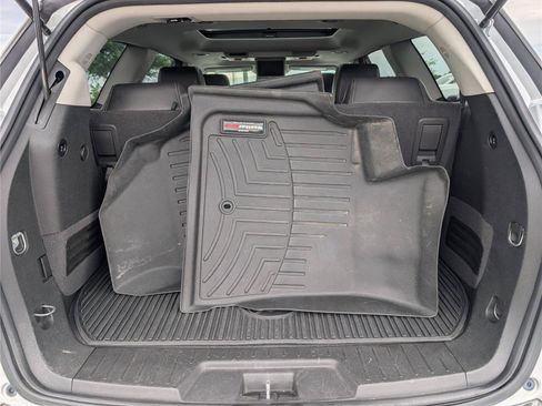 Used 2016 Buick Enclave Premium w/ Experience Buick Package AWD/4WD image 13