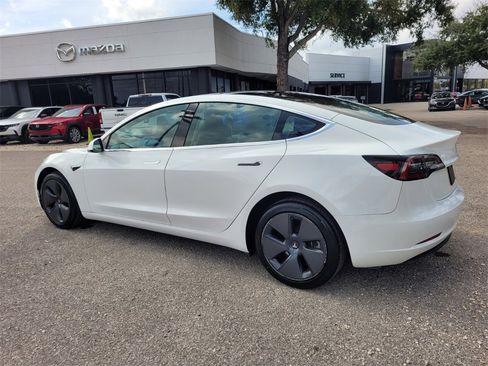 Used 2020 Tesla Model 3 Standard Range image 6