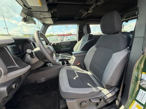 Used 2022 Ford Bronco 2-Door AWD/4WD image 7