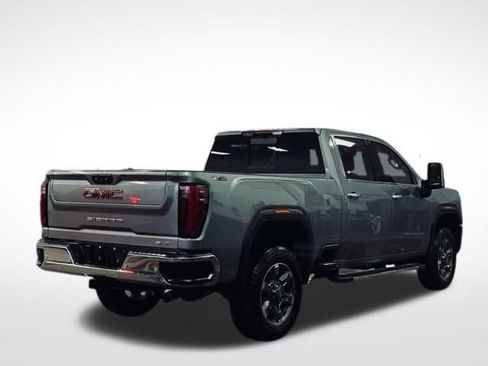 Used 2024 GMC Sierra 2500 SLT w/ SLT Premium Package image 6