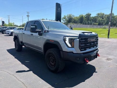 Used 2025 GMC Sierra 2500 AT4X w/ AT4X AEV Edition AWD/4WD image 15