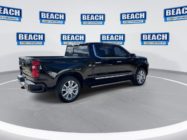 Used 2022 Chevrolet Silverado 1500 High Country w/ High Country Premium Package AWD/4WD image 8