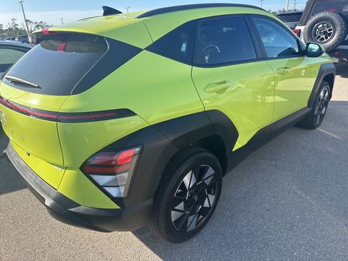 Used 2025 Hyundai Kona SEL image 2