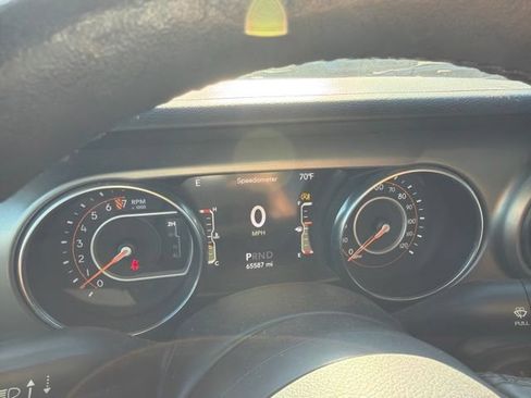 Used 2021 Jeep Gladiator Sport AWD/4WD image 8