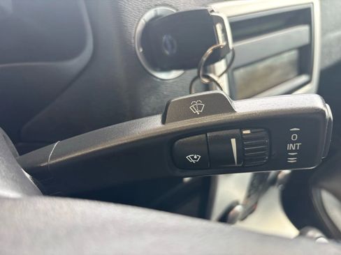 Used 2013 Volvo C70 T5 image 14