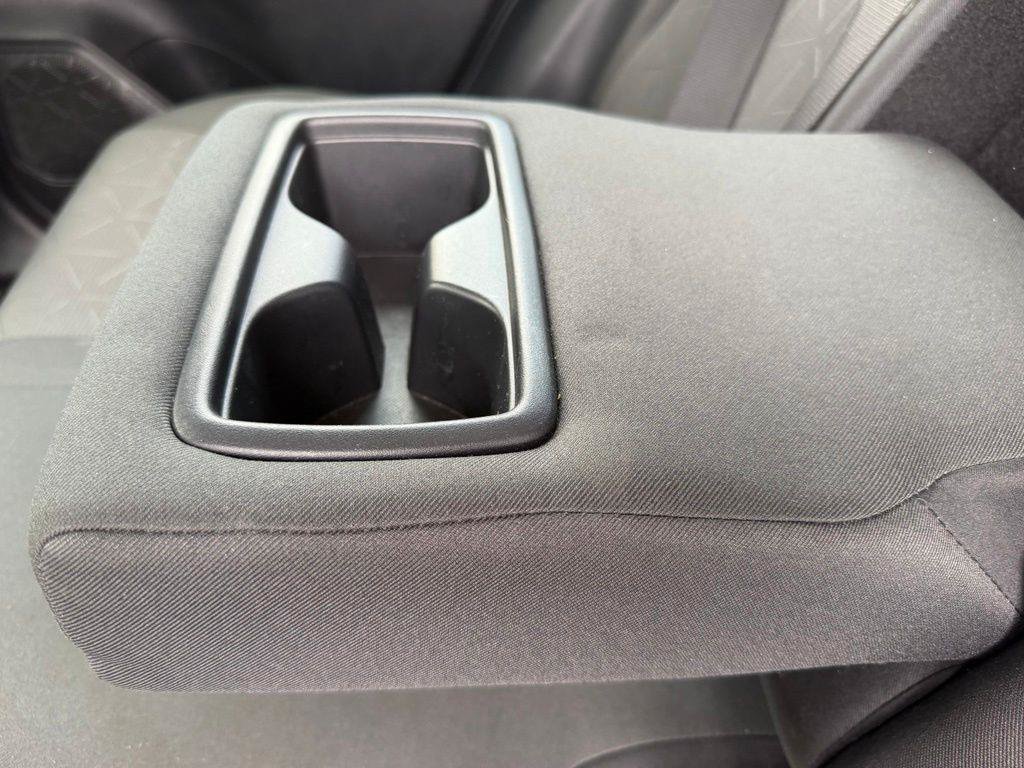 Used 2024 Toyota RAV4 XLE FWD image 16