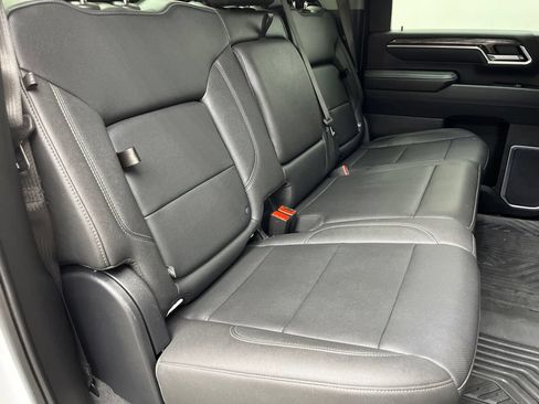 Used 2025 Chevrolet Silverado 2500 LTZ w/ LTZ Premium Package AWD/4WD image 22