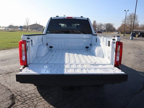 New 2026 Ford F350 XLT w/ FX4 Off-Road Package image 24