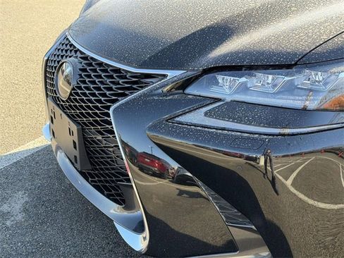 Used 2018 Lexus GS 350 F Sport w/ Cold Weather Package image 10