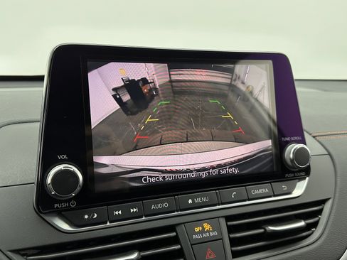 Used 2020 Nissan Altima 2.5 SR w/ Premium Package image 18