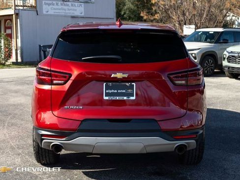 Used 2023 Chevrolet Blazer LT w/ Driver Confidence Package image 7