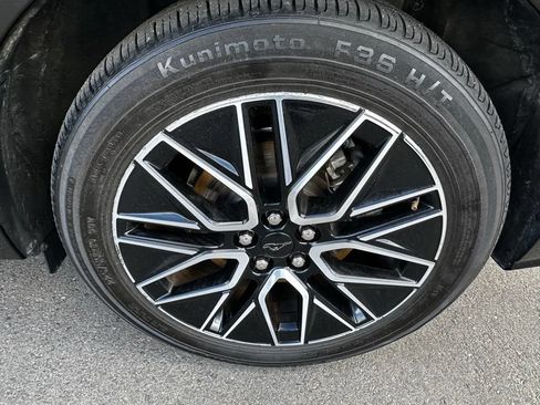 Used 2024 Ford Mustang Mach-E Premium AWD/4WD image 9