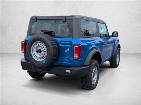New 2026 Ford Bronco 2-Door AWD/4WD image 2