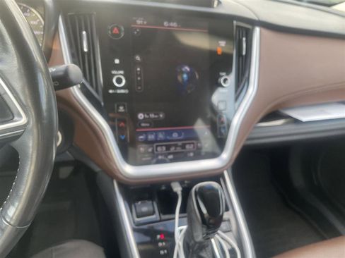 Used 2020 Subaru Outback Touring w/ Popular Package #2 image 8