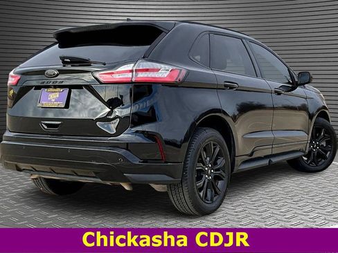 Used 2023 Ford Edge SE w/ Black Appearance Package image 6