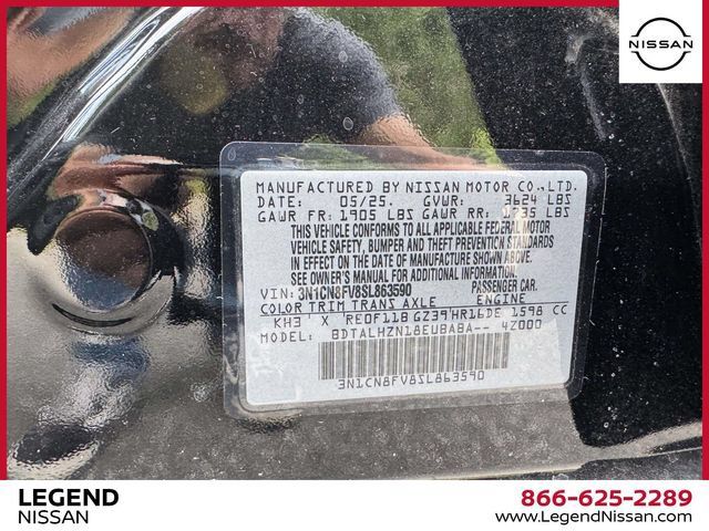 Used 2025 Nissan Versa SR w/ Trunk Package FWD image 31