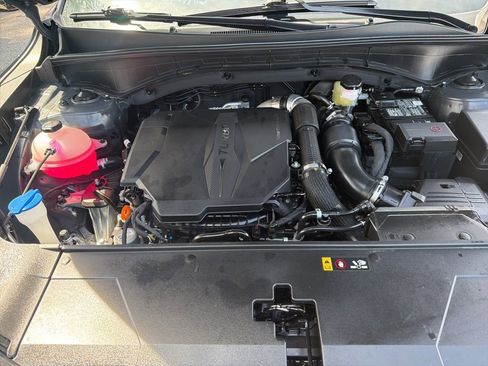 Certified 2025 Kia Sorento EX w/ Panoramic Sunroof Package FWD image 11