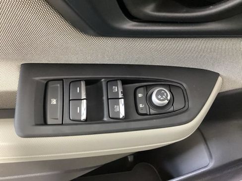 Used 2026 Subaru Forester Premium AWD/4WD image 17