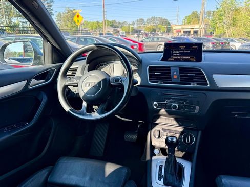 Used 2018 Audi Q3 2.0T Premium w/ Convenience Package FWD image 14