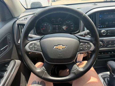 Used 2022 Chevrolet Colorado LT w/ Safety Package AWD/4WD image 19