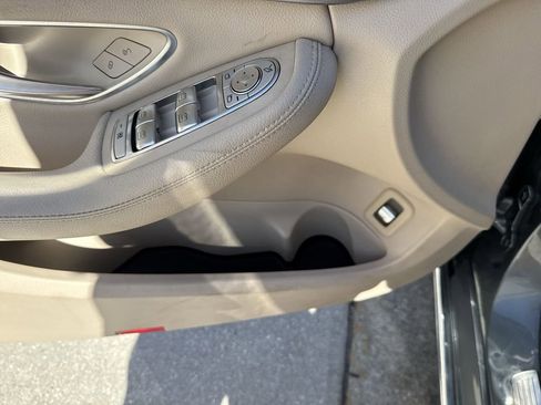 Used 2018 Mercedes-Benz C 300 C 300 w/ Premium Package image 41